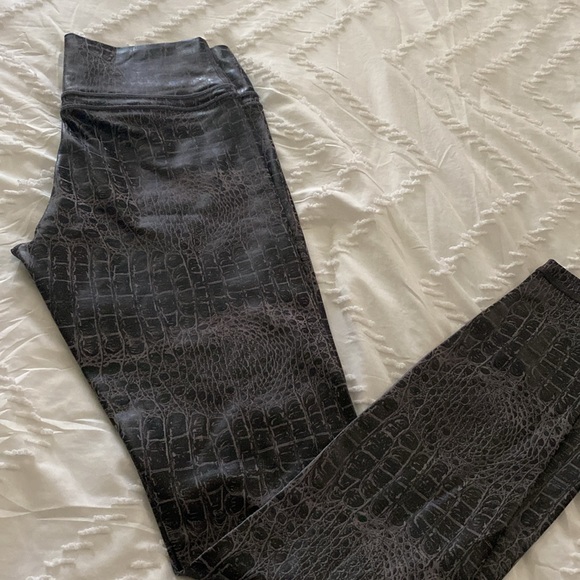 Zyia leggings - Picture 2 of 4